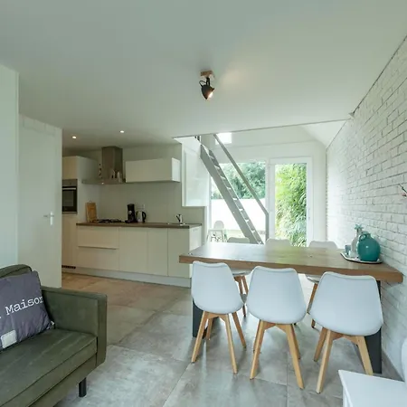 Family Near Dunes And בית נופש Sint Maartensvlotbrug